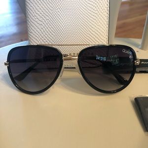 Quay All IN Minis Black and Gold